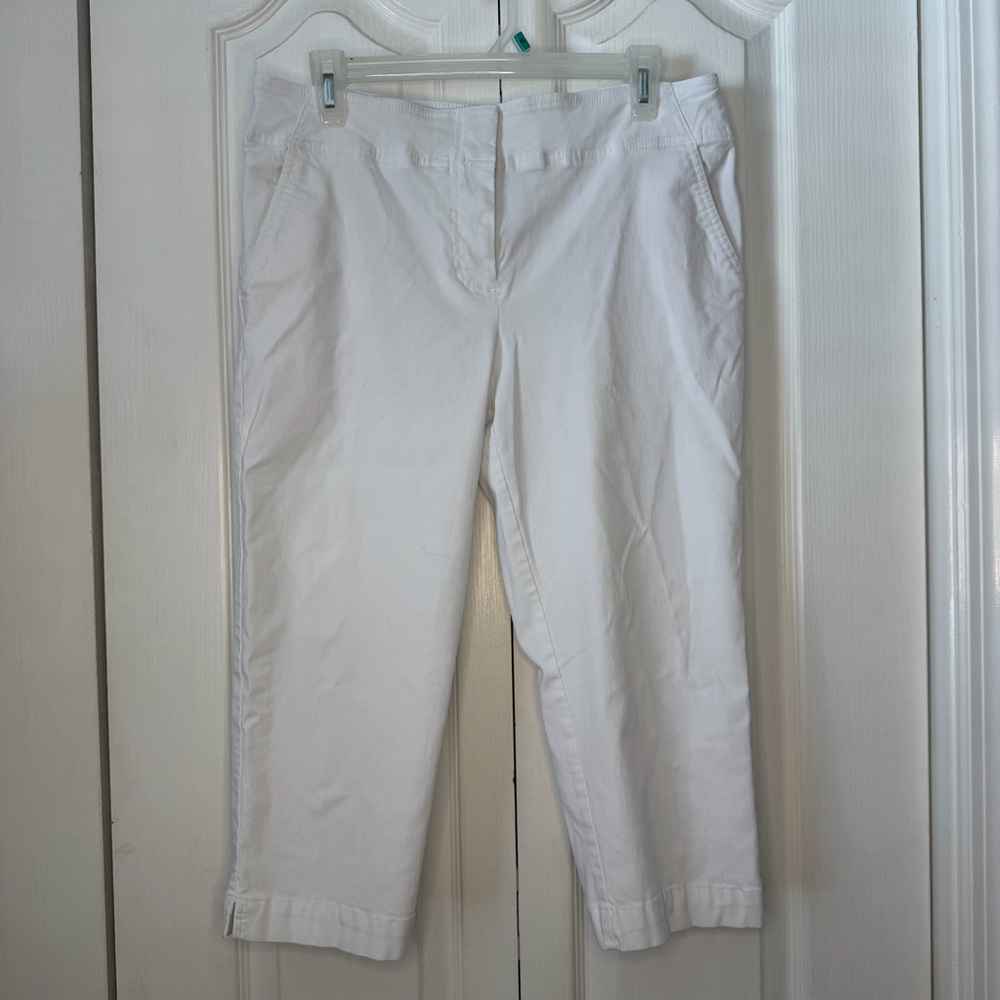 Izod Golf women’s sporty White cropped Pants with pockets 12